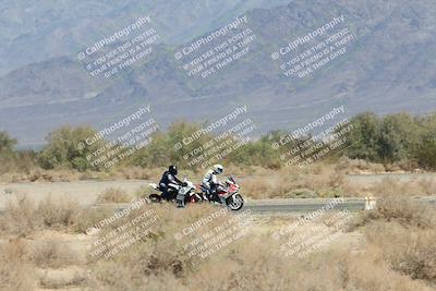 media/Oct-05-2025-CVMA (Sun) [[beeef4f201]]/Race 10-Formula Lightweight Twins Shootout/